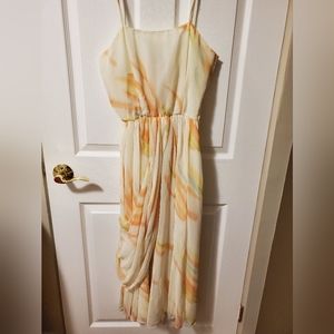 🔴 Cream dress with abstract coloured design